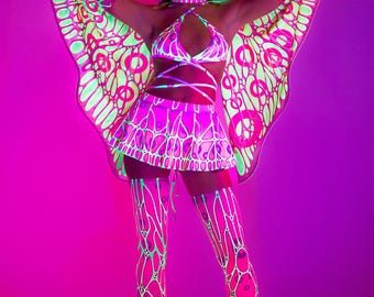 UV-reflecterende vleugels, roze UV-vleugels vrouw, vrouwen mesh vleugels, festivalkleding voor vrouwen, mesh fee vleugels voor vrouwen, UV-licht outfit vrouwen