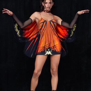 Fee vlindervleugels, bloemblaadjes, cosplay minimale jurk vrouwen, transparante vleugels, jurk met spaghettibandjes, damesfestivalfeeënjurk afbeelding 2