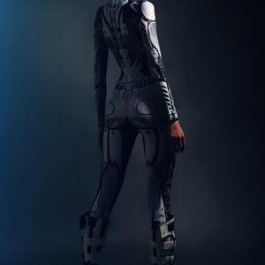 Cyborg Costume, Halloween Costume Women, Robot Costume Women, Womens Halloween Costume, Costumes for Women, Couple Costumes, Robot Costume image 3