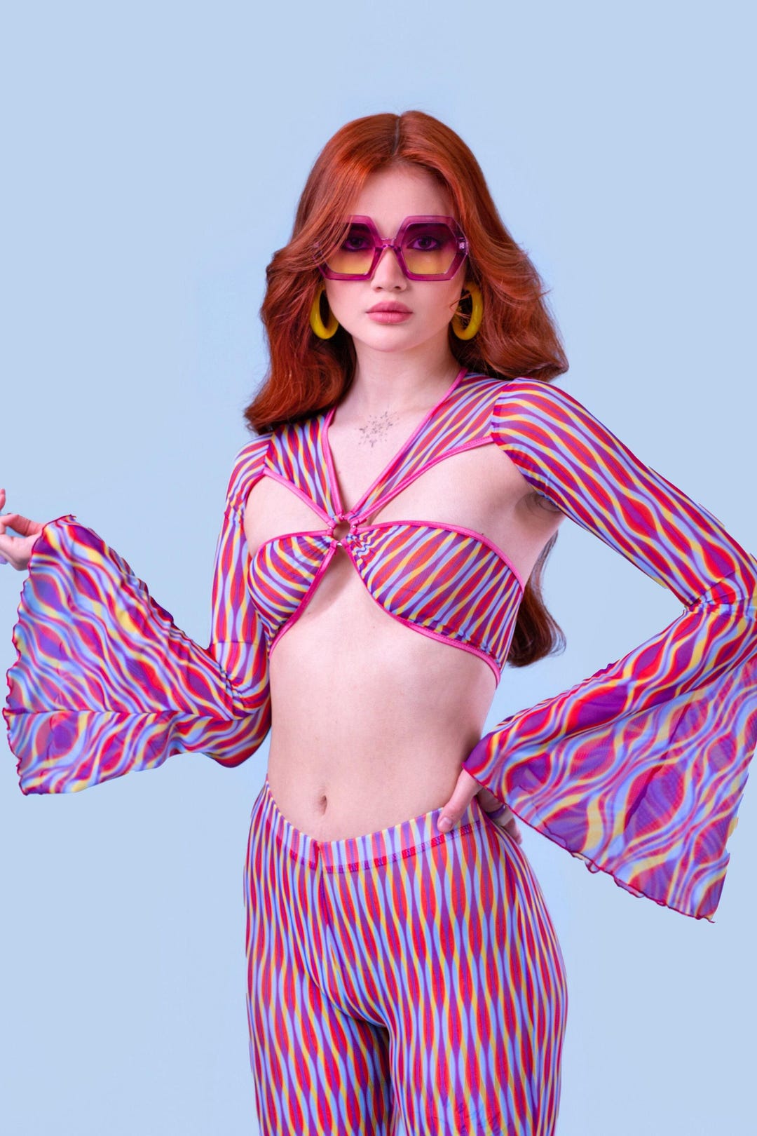 It uslubidagi rus ayollarining fotosuratlari