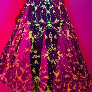 Offener Rave-Rock, Psychedelic Rave-Rock, UV-reaktive Kleidung, Netzrock Frauen, Transparenter Rock, UV-aktiver Netzrock, Rave Wear