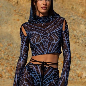 Sudadera de malla con capucha para mujer, sudadera de discoteca para festivales, sudadera de malla para mujer, atuendo Burning Man para mujer, ropa rave, sudadera de manga larga, atuendo de festival para mujer imagen 1