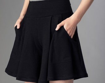 Chrissie flared skort with patch pocket