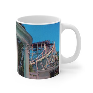 Riverview Park BOBS Wooden Roller Coaster, Midway, Amusement Theme Park Ride, Carnival Gift, Chicago, IL Collectible, Mug 11oz