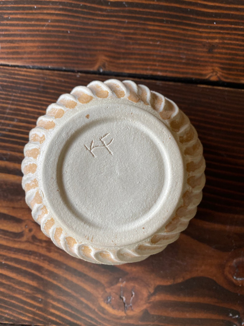 Keramikschale Votiv geschnitztes handgemachtes Ozeanwasserschale-Trinken-einzigartiges Geschenk Keramikkerzenhalter Bild 5