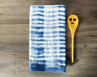 Torchon, Teint à la main, Shibori, Indigo, Serviette pour sac de farine, Serviette en coton, Cadeau de chef, Cadeau de cuisine, Pendaison de crémaillère, Torchon, Respectueux de l'environnement