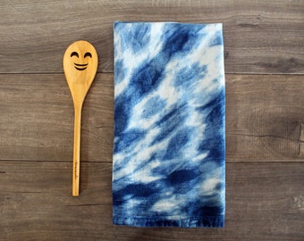 Shibori, Kitchen Towel, Dish Towel, Housewarming Gift, Kitchen Gift, Flour Sack Towel, Boho Kitchen, Bakers Towel, Cotton Towel, Chef's gift