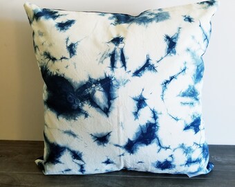 18" Tie Dyed Throw Pillow, Decorative Pillow, Pillow Cover, Shibori Indigo, Hand dyed Pillow Case, Accent Pillow, Sofa throw Square Pillow