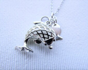 Chain Two Fish Silver Silver Glass Stone in Grey Gift Holiday Sea Underworld Summer Diver Semis Necklace