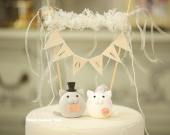 kitty and Cat wedding cake topper