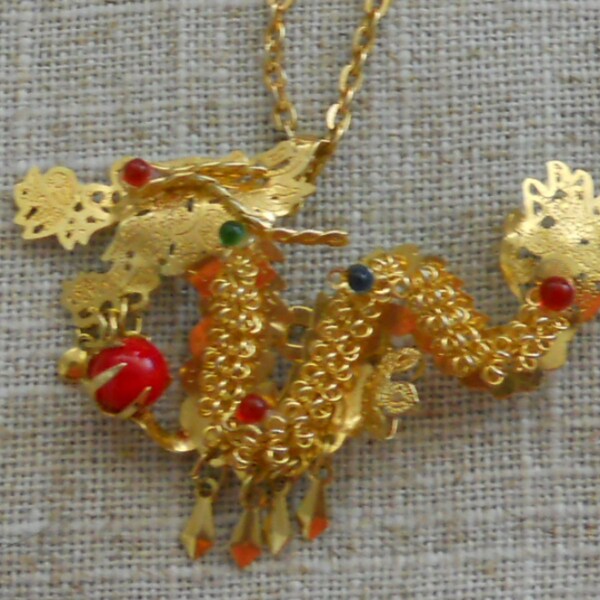 Vintage Chinese dragon pendant necklace with chain