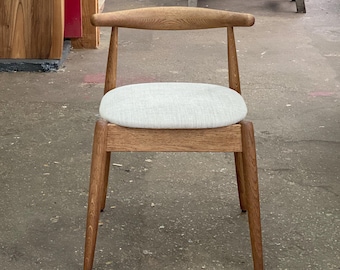 BJORN Chair, Medium Oak - Scandinavian Design Chair in Solid Oak Wood, Customizable