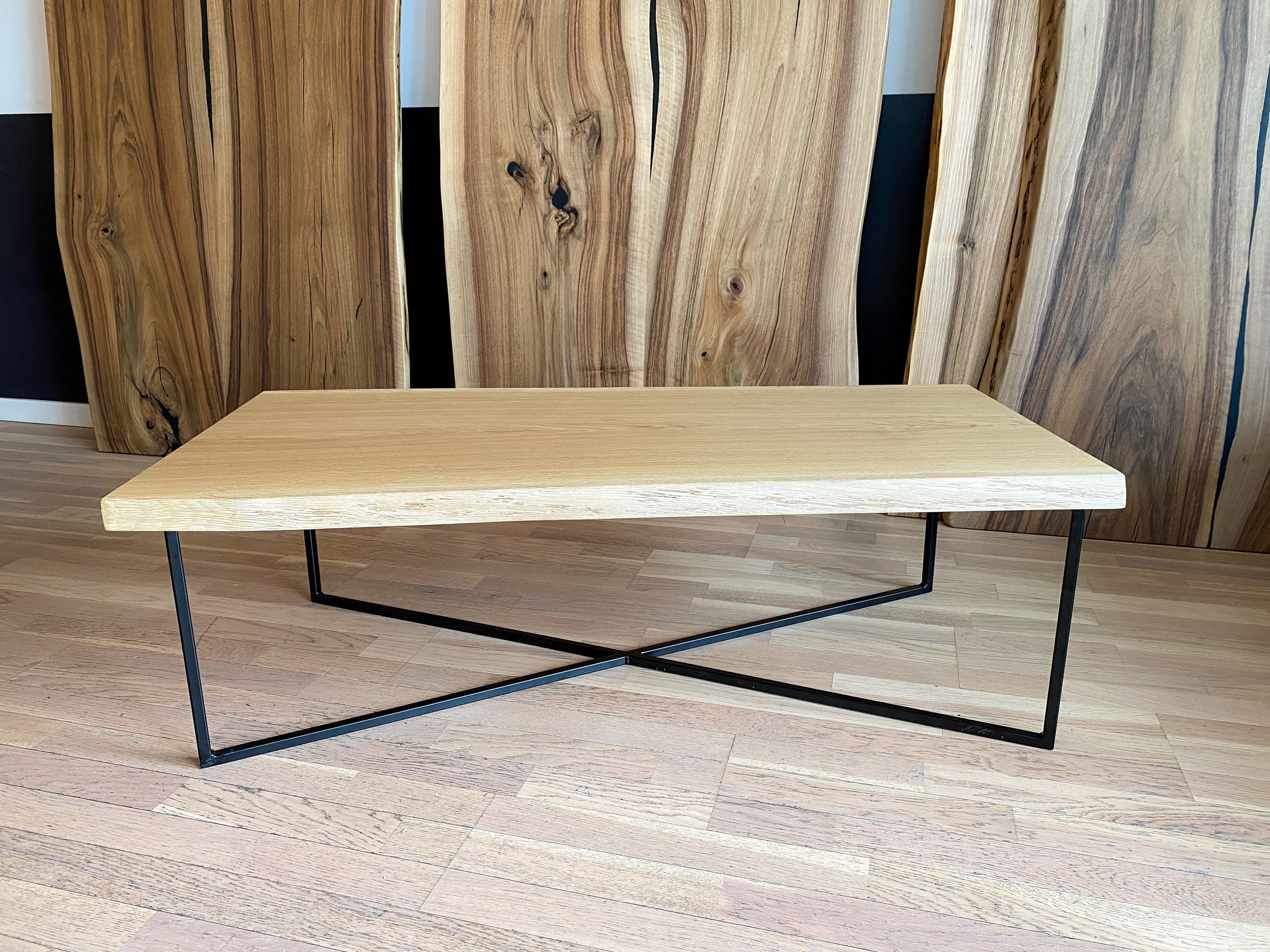 Table Basse Chêne Massif Piétement Acier Filaire Tube Carré sur Mesure