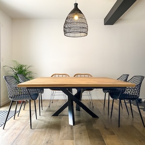 Table Carrée Chêne Massif Piétement Mikado Métal Sur Mesure