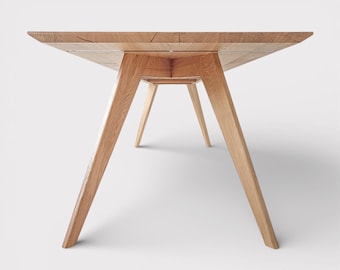 COMPAS - Custom-Made Solid Oak Dining Table in Scandinavian Style