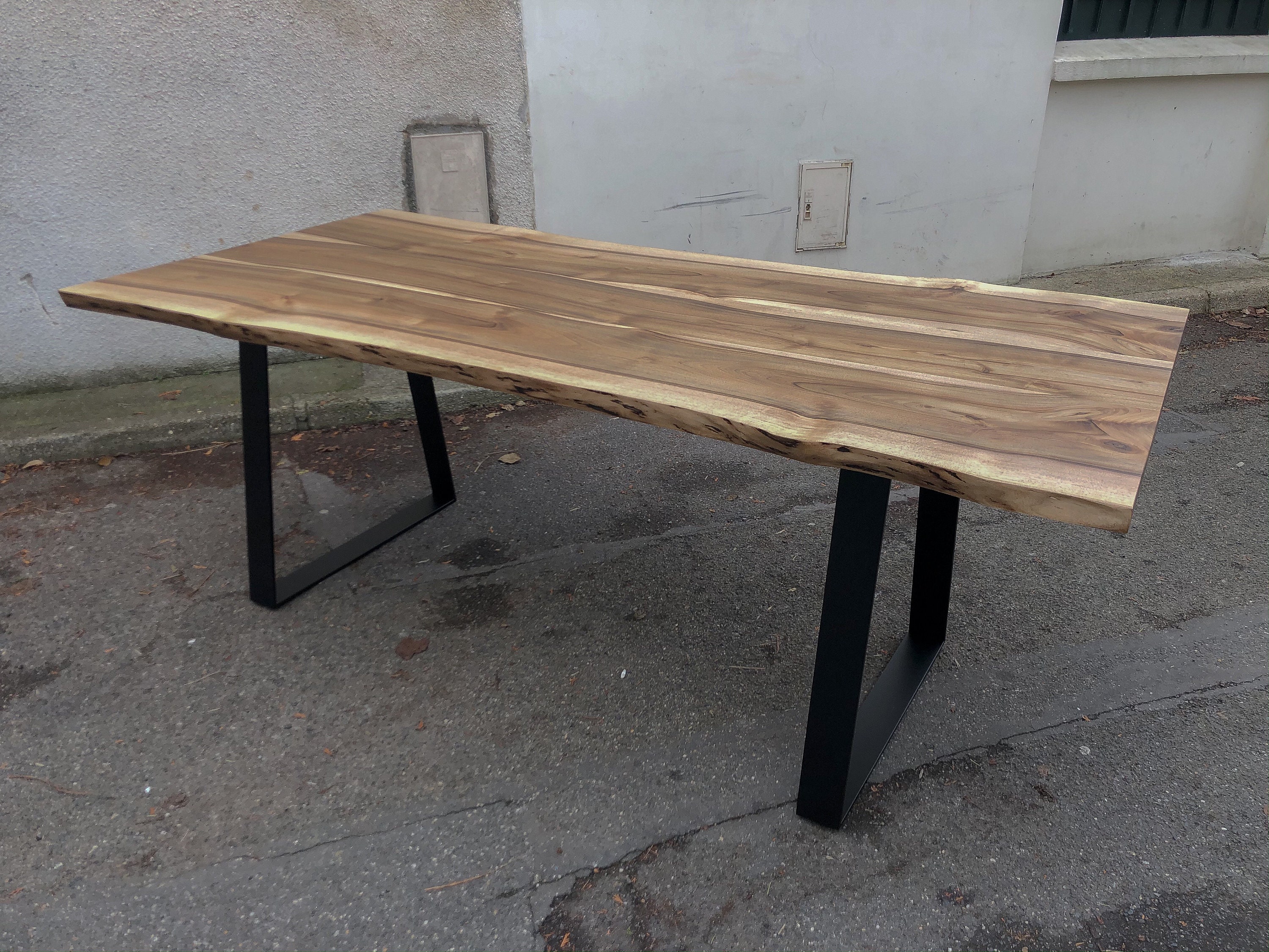 Table Basse Brutaliste En Dalle à Bord Vif Avec Pieds En Bois De Vigne France Ann%c3%a9es 1950
