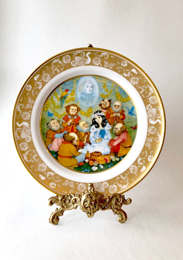Vintage Grimms Fairy Tale Snow White Franklin Porcelain Etsy Vintage Grimms Fairy Tale Snow White Franklin Porcelain Etsy