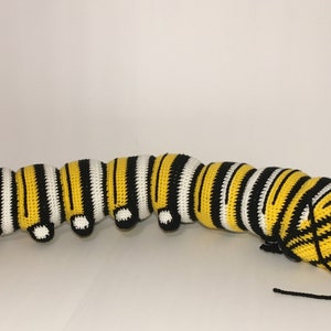 PATTERN: Monarch Butterfly Caterpillar Crochet Pattern // 2020 version // Instant PDF Download //DIY //Bug Lovers // Make your own // Insect image 8