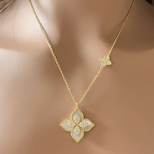 Sterling Silver Mother of Pearl Flower Pendant