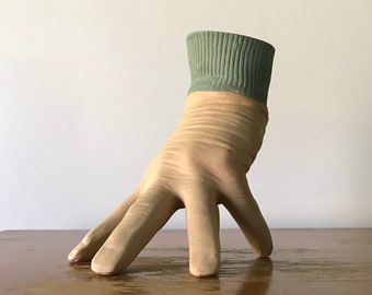 Raro Harvey Craft Pottery Guante Jarrón de mano Molde anatómico Cerámica Vintage Mediados de siglo Moderno