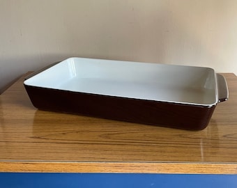 1970s Copco Brown Cazuela Pan Dish Michael Lax Chocolate Hierro Esmalte Grande Diseño danés Vintage Mid-Century Nuevo Stock antiguo Sin usar