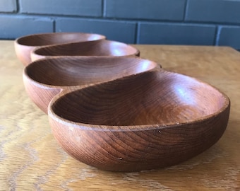1960s Mid-Century Pacific Islander Teak Hand Carved Centipede Hors d' oeuvres or Nut Centerpiece Bowl Vintage