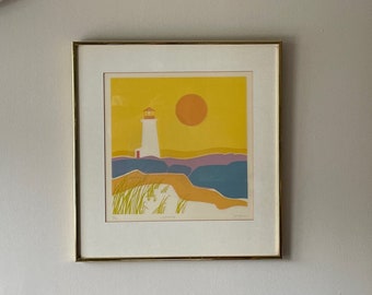 Gelber Leuchtturm, Sonne, Sonnenuntergang, nautische Szene, Vintage-Kunstwerk aus der Mitte des Jahrhunderts, gerahmt, fertig zum Aufhängen