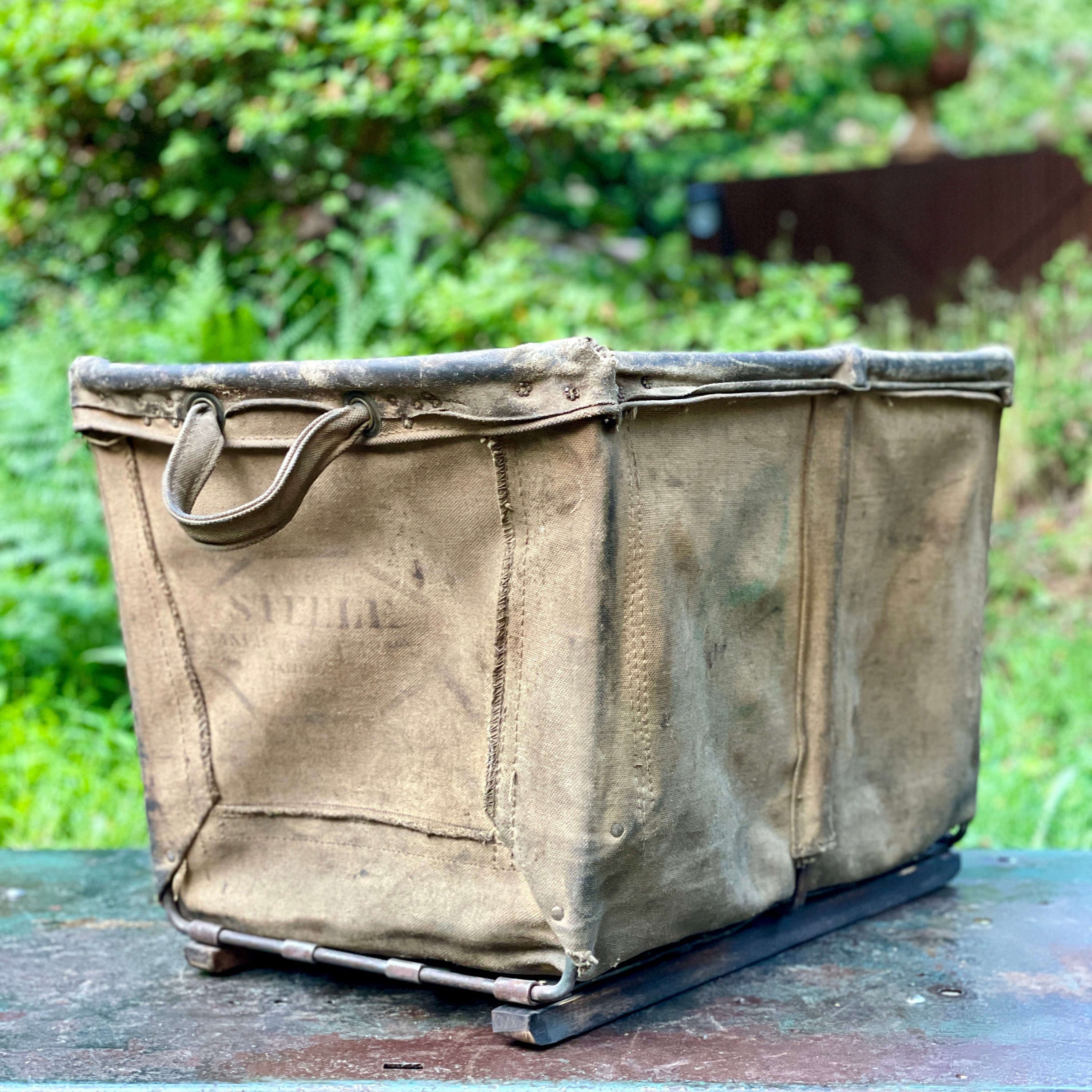 STEELE CANVAS BASKET 帆布レザーのランドリーバスケット STEELE CANVAS BASKET 帆布レザーのランドリーバスケット