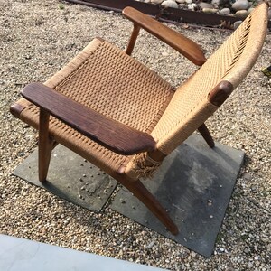 Hans Wegner CH25 Carl Hansen Son Rope Rush Lounge Chair Mid Century 50s Scandinavian Danish Denmark Modern Hans Wegner CH25 Carl Hansen Son Rope Rush Lounge Chair Mid Century 50s Scandinavian Danish Denmark Modern