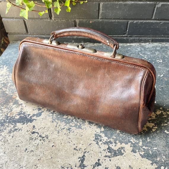 Early 1900's English Leather Gladstone / Doctors Bag - Ruby Lane