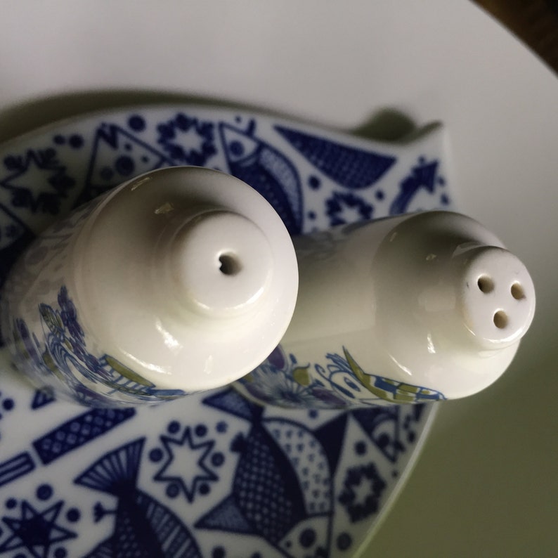 Scandinavian Salt Pepper Shaker Set