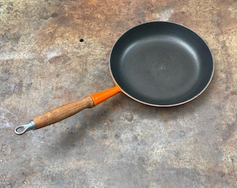 Le Creuset Frying Pan #26 Wood Handle Large Flipping Skillet Vintage Mid-Century Flame Orange