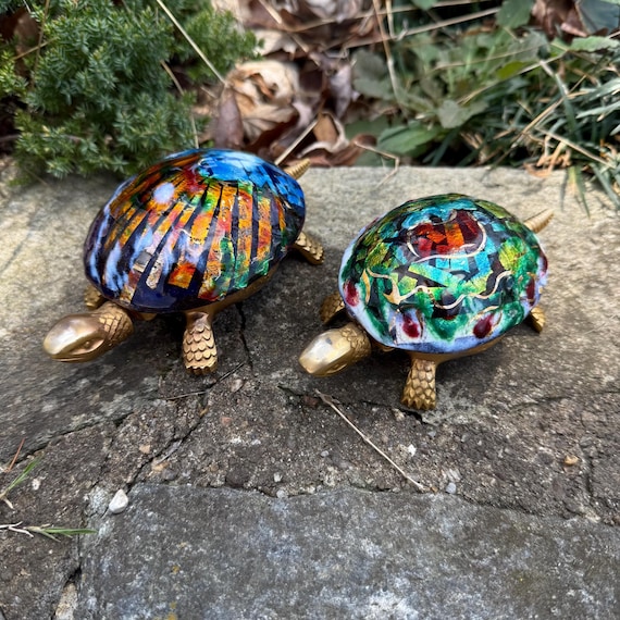 亀形ゼンマイ式呼び鈴　BOJ EIBAR ESPANA ヴィンテージ　金象嵌 Small Enamel Brass Turtle Desk Bell BOJ of Eibar, Spain Vintage
