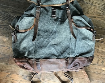 Old camping Alps Dolomites backpack travellers bag Mid-Century Euro