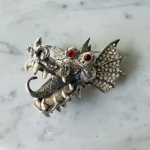 Hattie Carnegie Dragon Brooch image 8