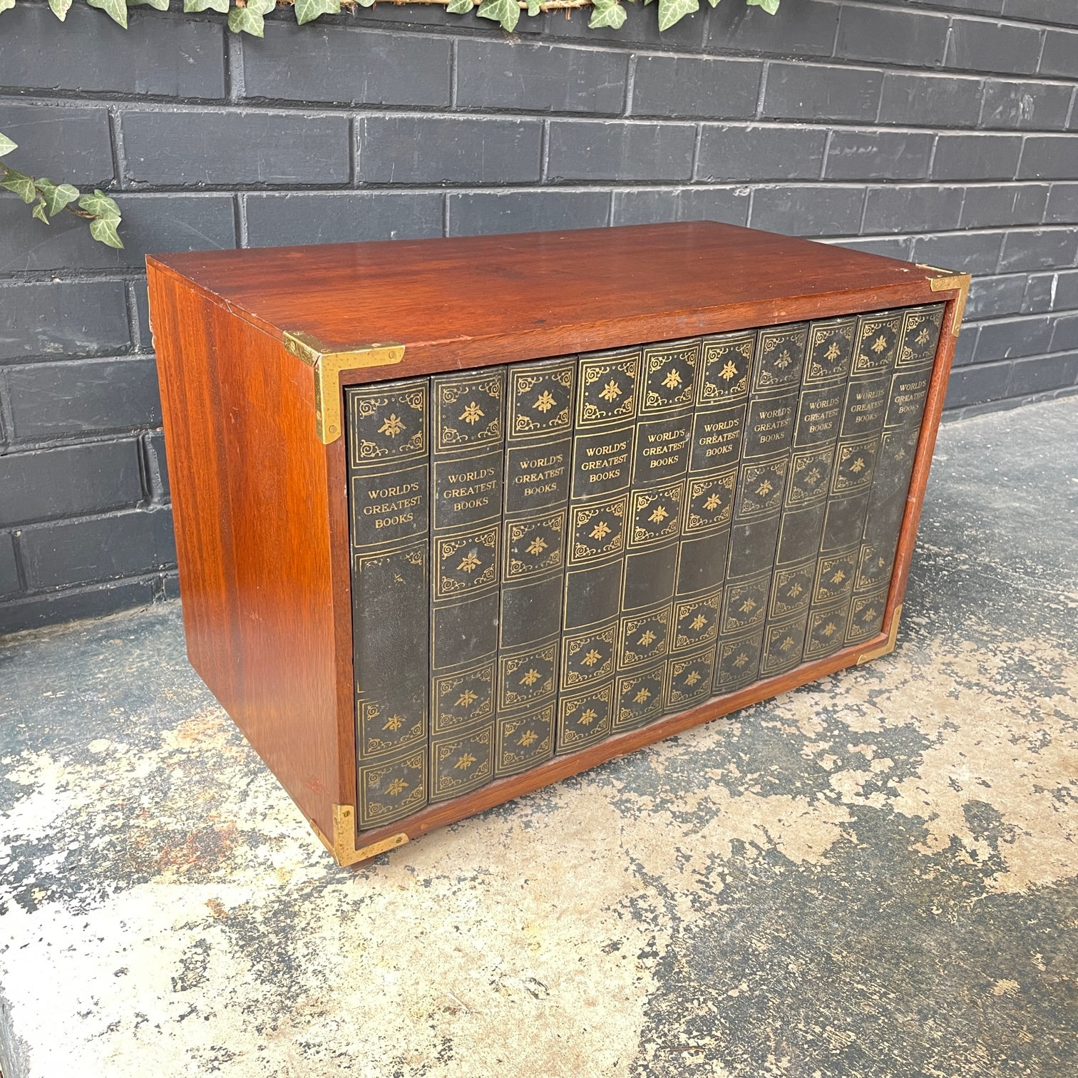 1960s Vintage Hidden Library Liquor Cabinet Prohibition Mid