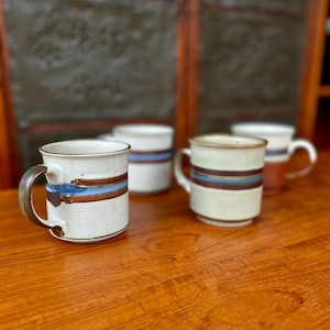Otagiri Horizon Kaffee Tee Tassen Tassen Steingut Japan Japanisch Gestreift Vintage Mid-Century Modern
