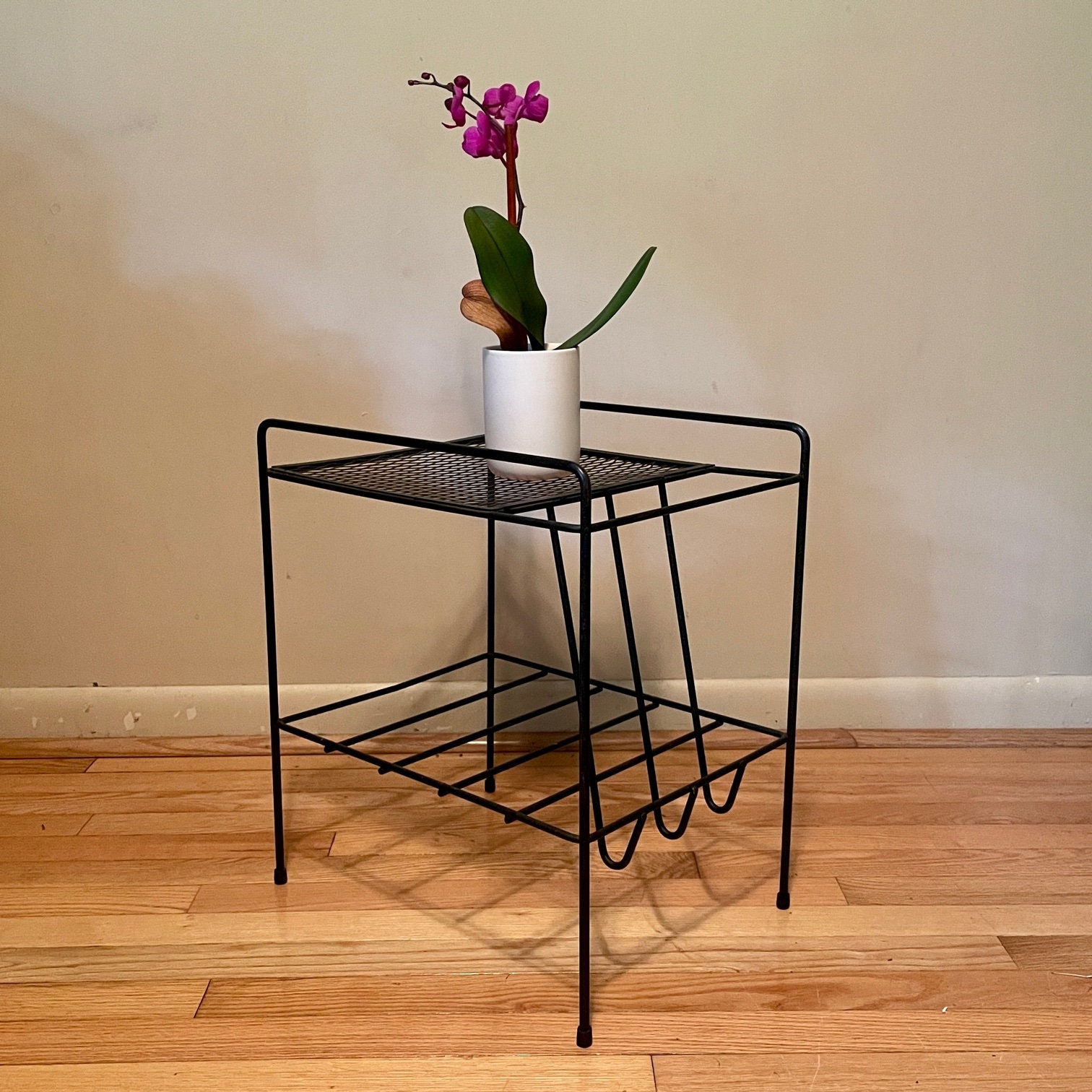 1950s Atomic Side Table Plant Stand Vinyl Record Holder Wire