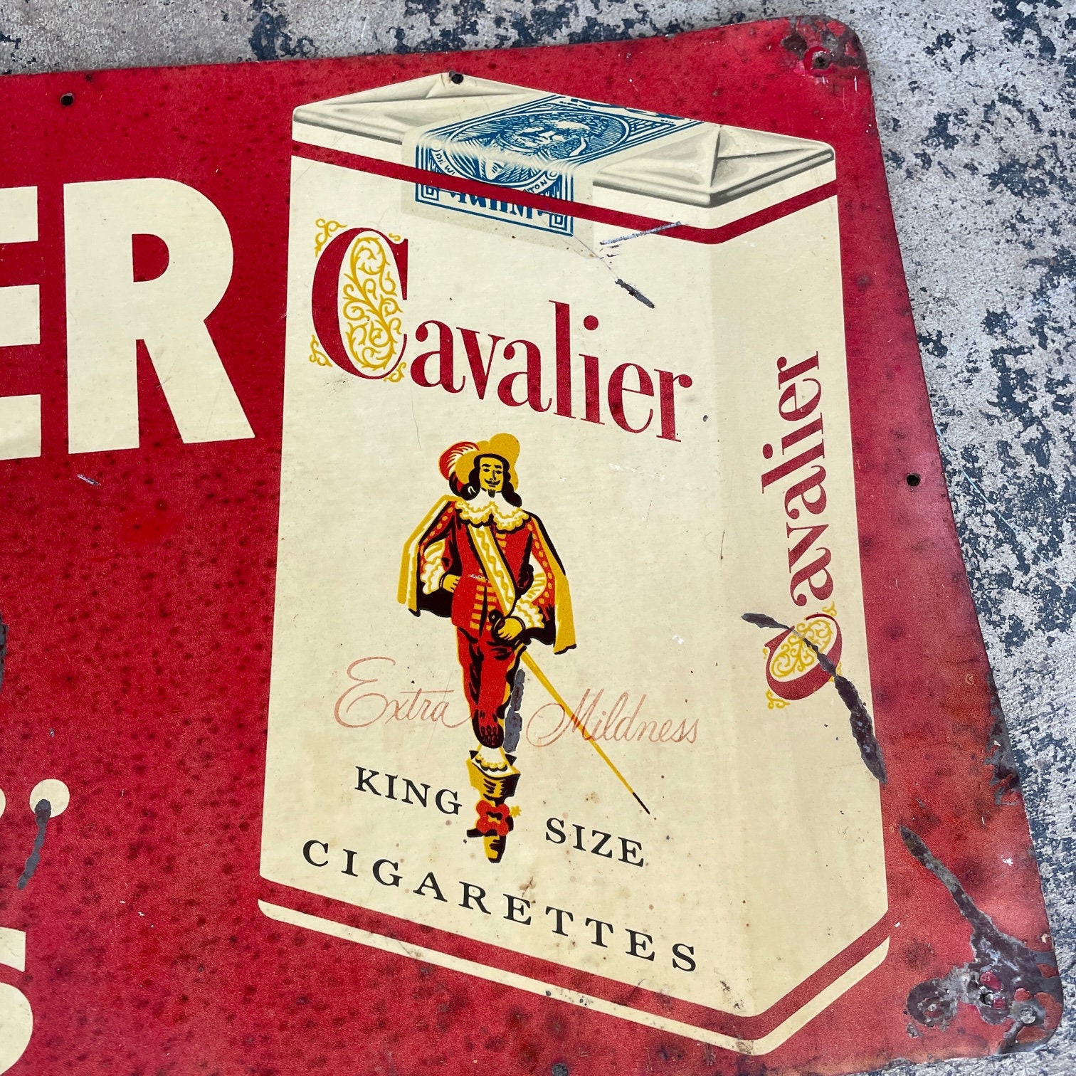 cavalier king size cigarette tin Cigarettes Oval Advertising Cavalier Extremely Mild king size