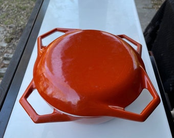 Red Nacco Copco D1 Danish Modern Enamled Cast Iron Dutch Oven MCM Vintage Michael Lax Design