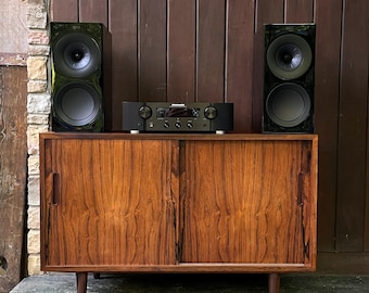 Brazilian Rosewood Credenza Carlo Jensen Hundevad Vintage Mid-Century Danish Modern Cabinet Media Center