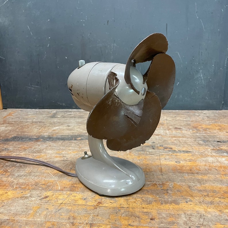 Vulcanized Rubber Pedal Fan Samson Safe-Flex Vintage 1940s Industrial Office Workshop Electric Working image 1