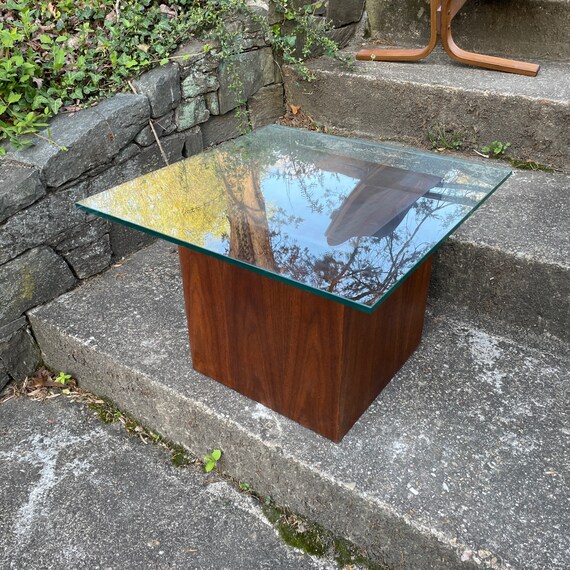 Walnut Cube Table Pedestal Glass Side Table Vintage Mid-century - Etsy