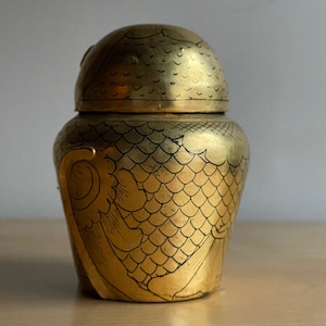 Vintage Gold Owl Cannister Egyptian Revival Style Pharaohs Urn Gold Leaf Painted Container Jar image 4