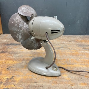 Vulcanized Rubber Pedal Fan Samson Safe-Flex Vintage 1940s Industrial Office Workshop Electric Working image 4