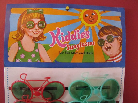 Vintage Novelty Dime Store Kiddies Sunglass Displ… - image 5