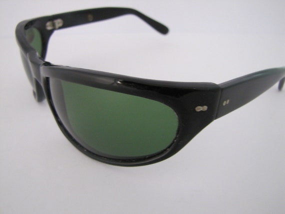 Vintage 1960s Capri Wraparound Sunglasses (CapriB/G) … - Gem