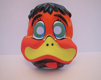 Vintage Plastic Halloween Cartoon Face Mask Of A Goofy Duck (Hong Kong) 1970