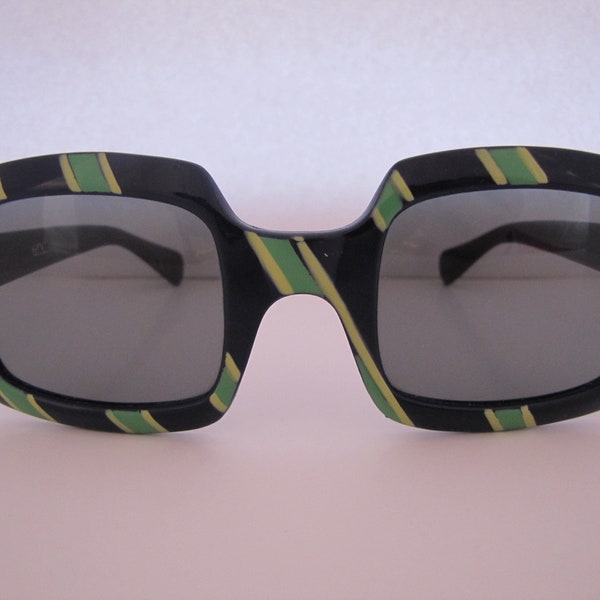 Vintage 1960 MOD Stripe Italian Sunglasses (85BYG)