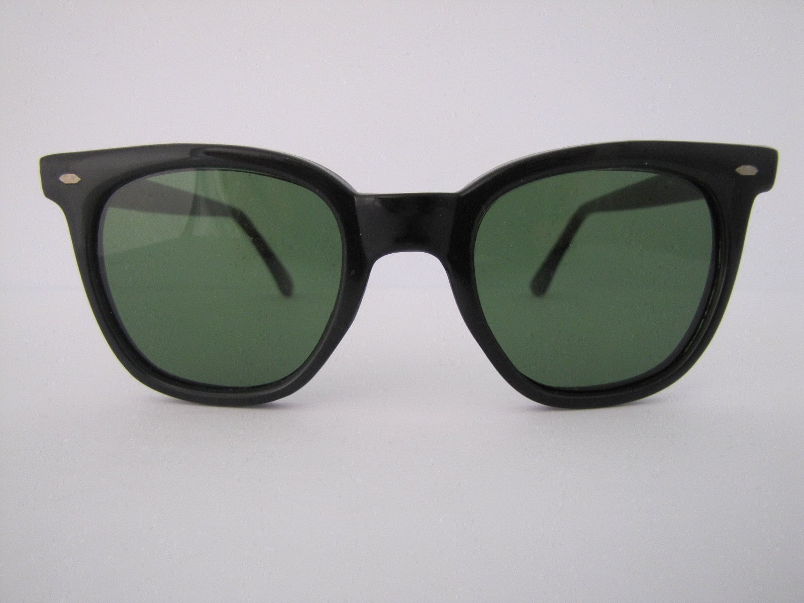 Vintage Schoolboy plastic frame optical sunglasses Amazon.com: AWGSEE Retro Rectangle Kids Sunglasses 90 main image 3